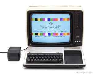 Ordinateur personnel TI99/4A de Texas Instrument